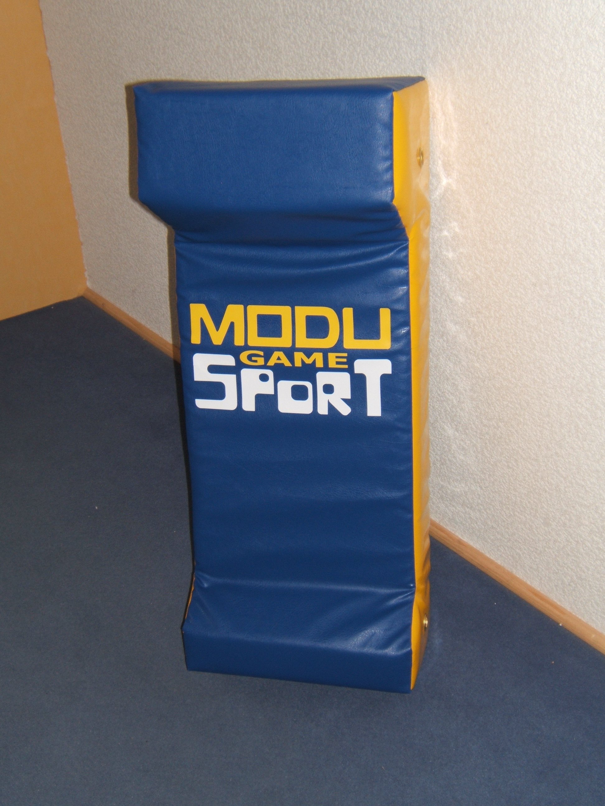 Bouclier Rugby senior - 90 x 37 x 26 cm (REF BOUCL-1) Bouclier Rugby senior - 90 x 37 x 26 cm (REF BOUCL-1)
