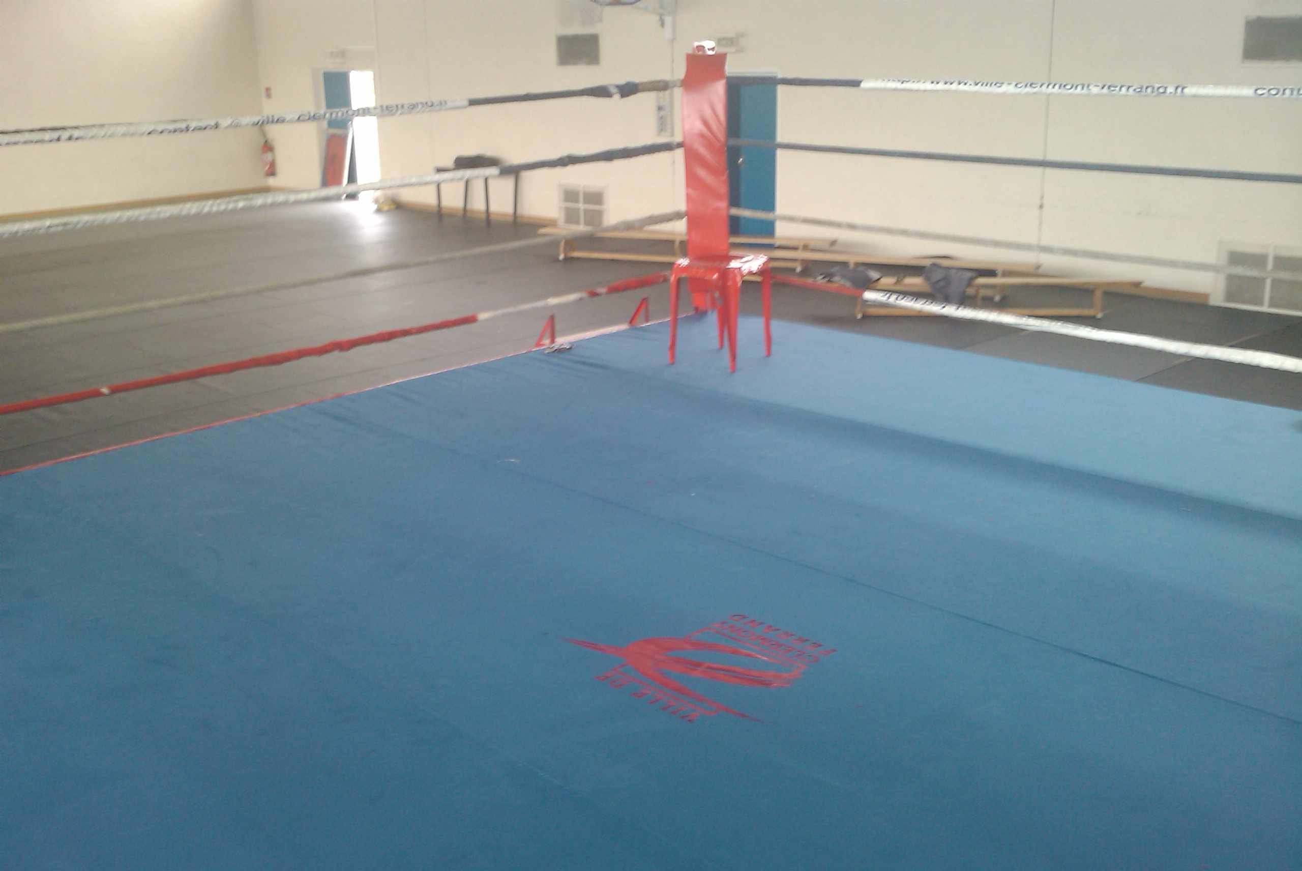 Toile Coton pour Ring de Boxe - 700 x 700 cm - Avec oeillets (REF BOX-9.7)